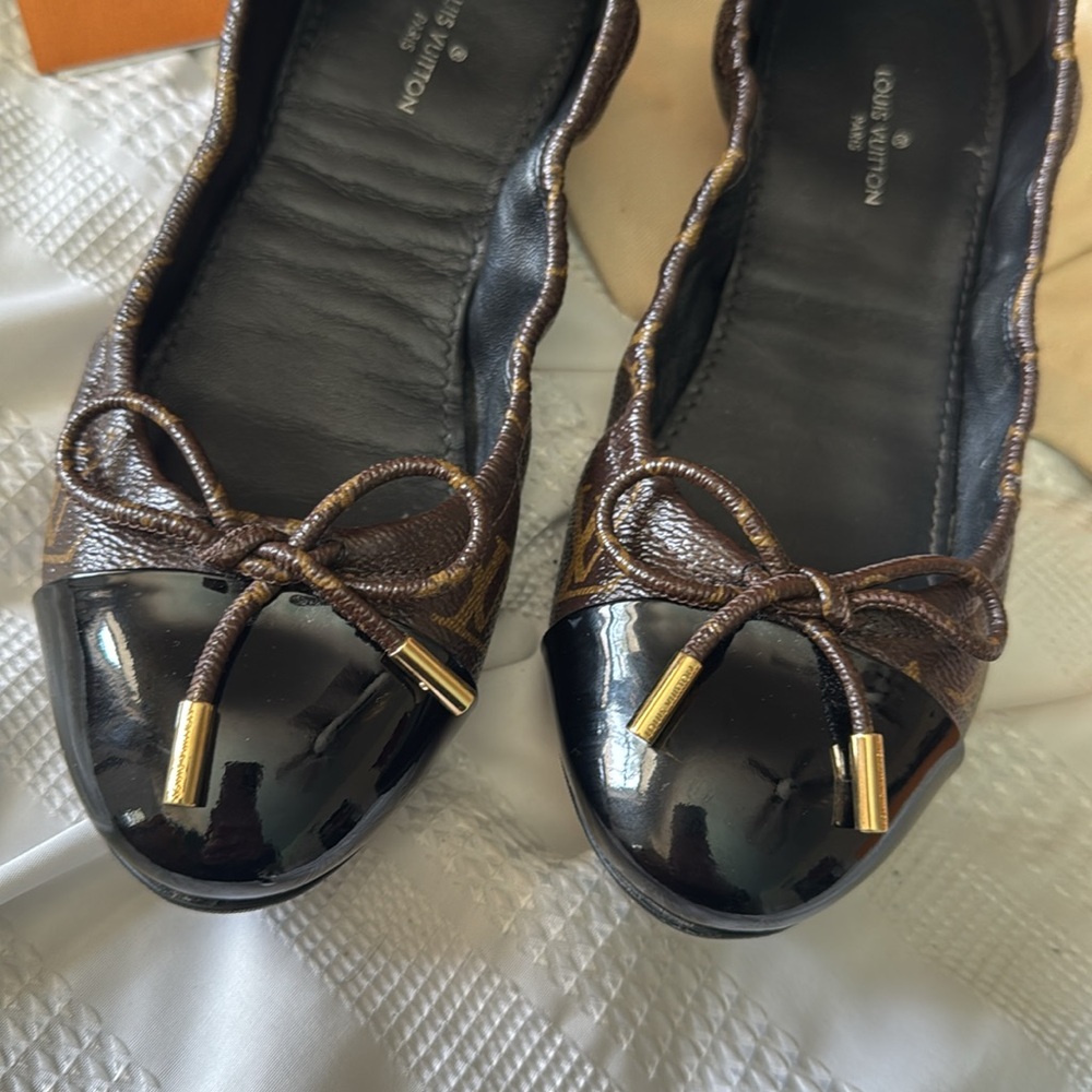 Authentic Louis Vuitton Brown black Monogram Ballet Flats size 36 - Picture 14 of 17